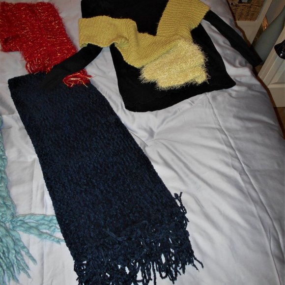 Scarf Navy Blue - Picture 4 of 12